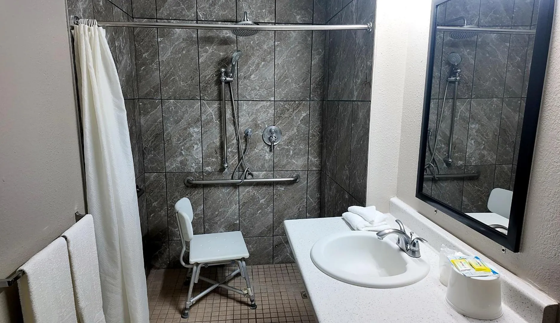 Morada Inn 8